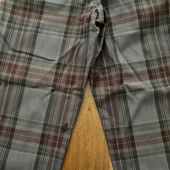 Volcom Women's Frochickie Highrise Ankle Fit Plaid Pant, Size 25 x 27 - NWT - Picture 8 of 8